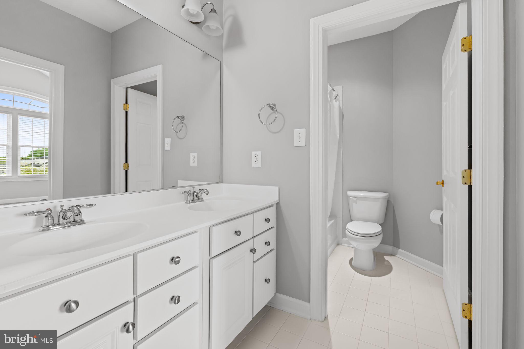 ELLICOTT MEADOWS - Residential