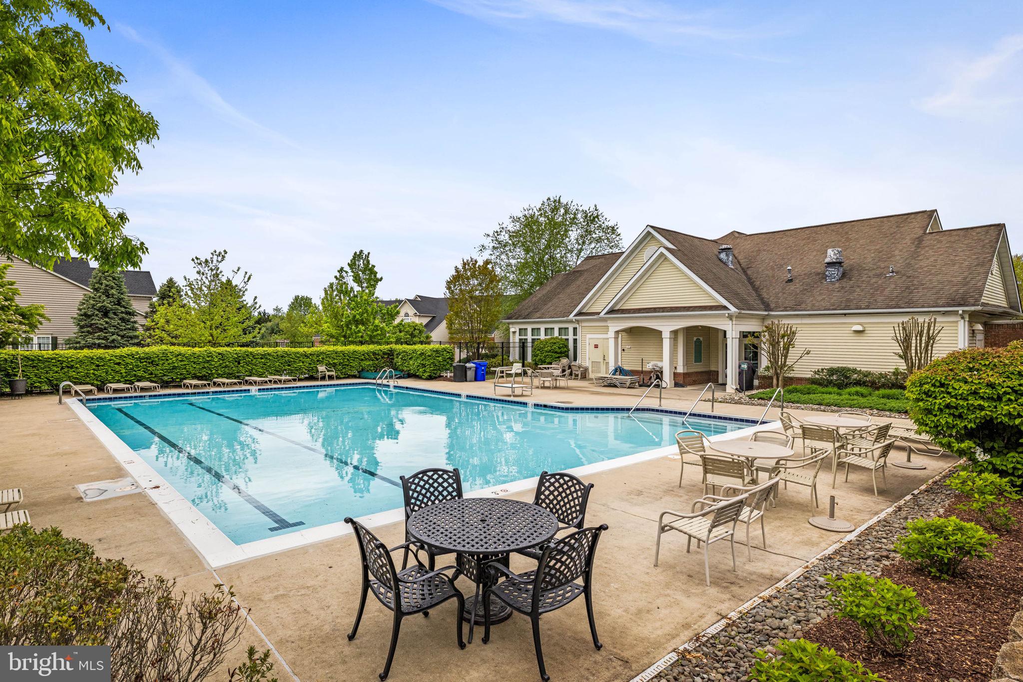 ELLICOTT MEADOWS - Residential