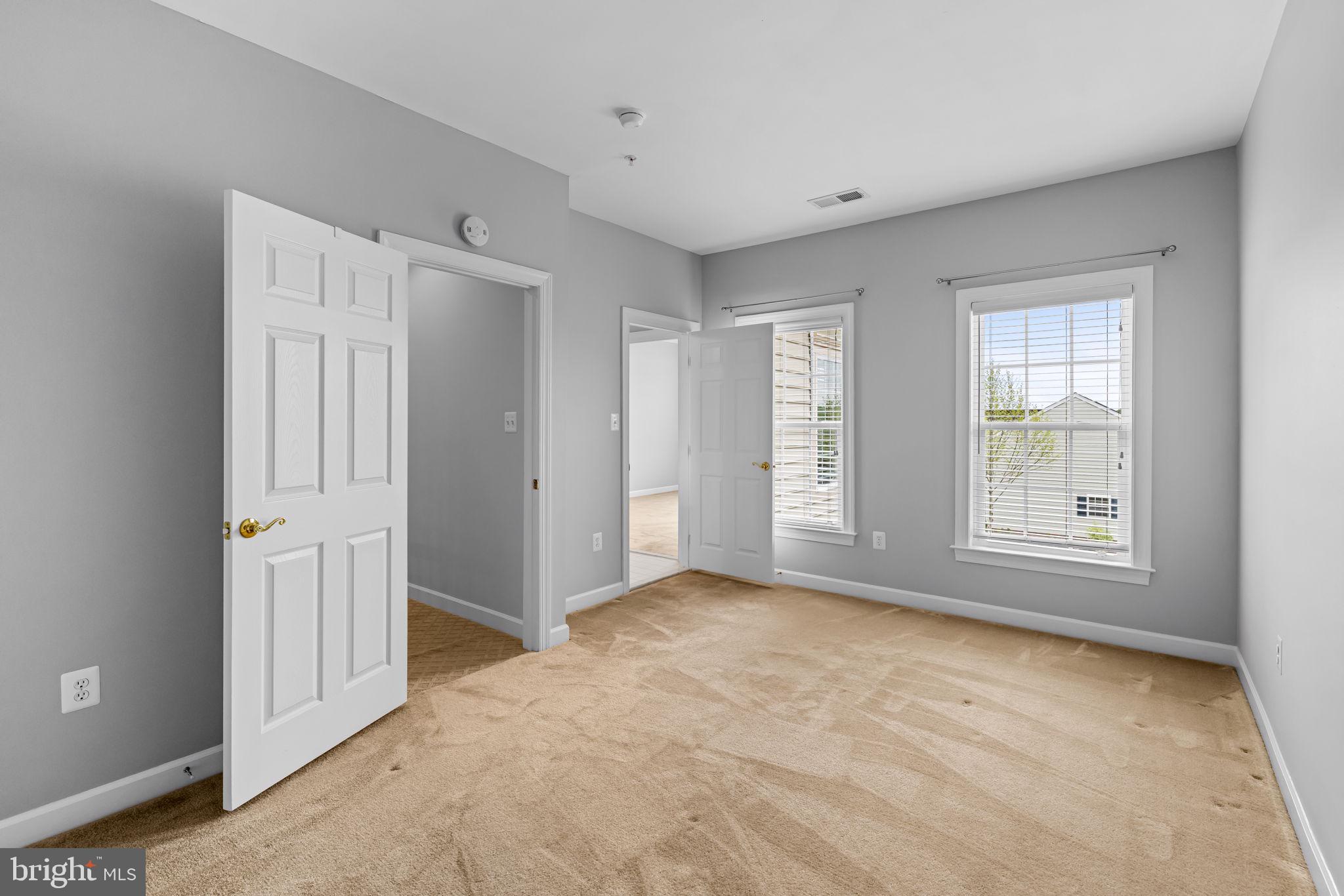 ELLICOTT MEADOWS - Residential