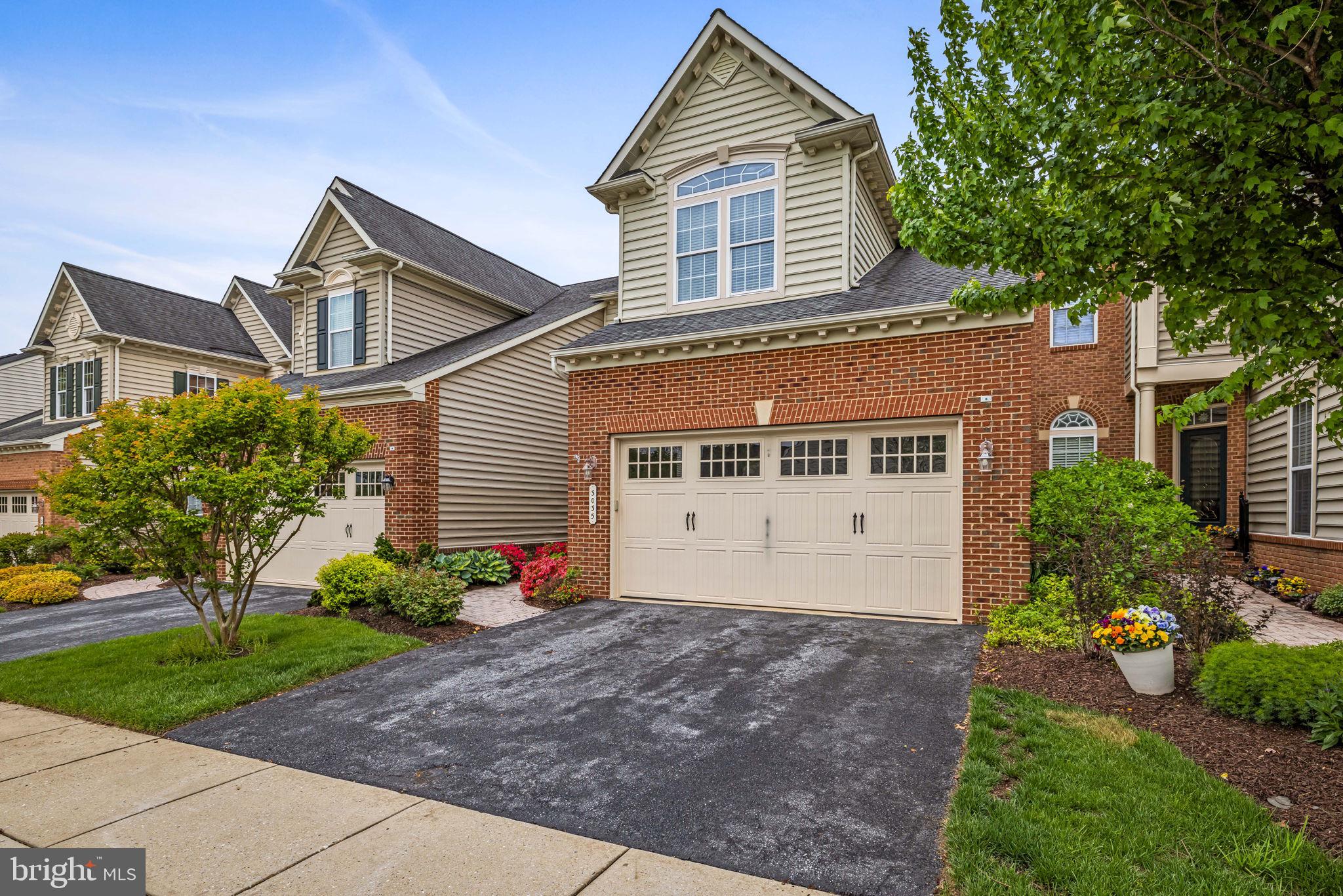 ELLICOTT MEADOWS - Residential