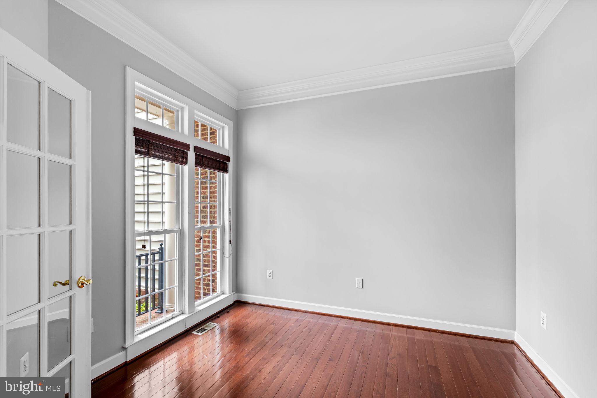 ELLICOTT MEADOWS - Residential