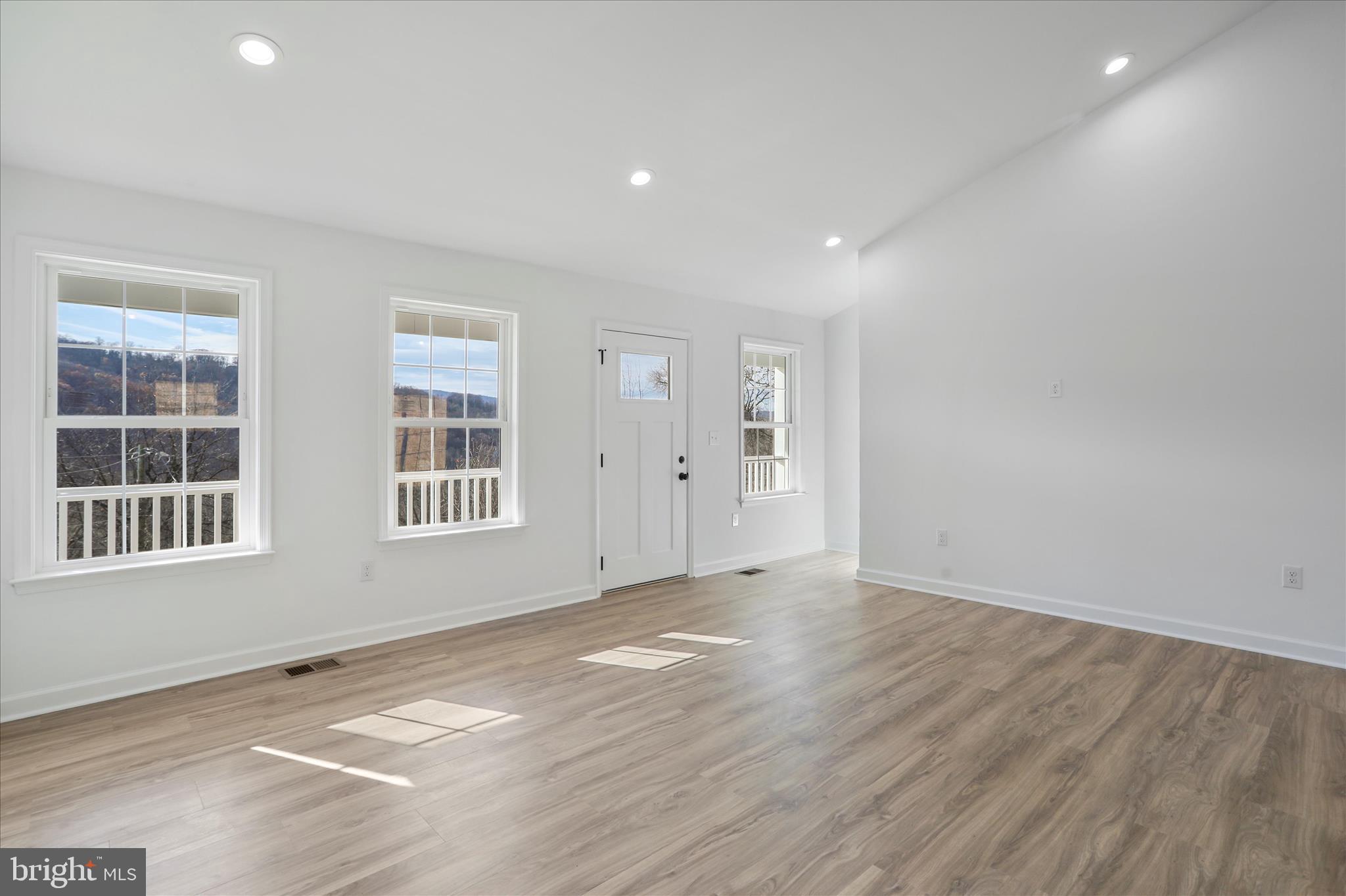 POINT O'WOODS - Residential