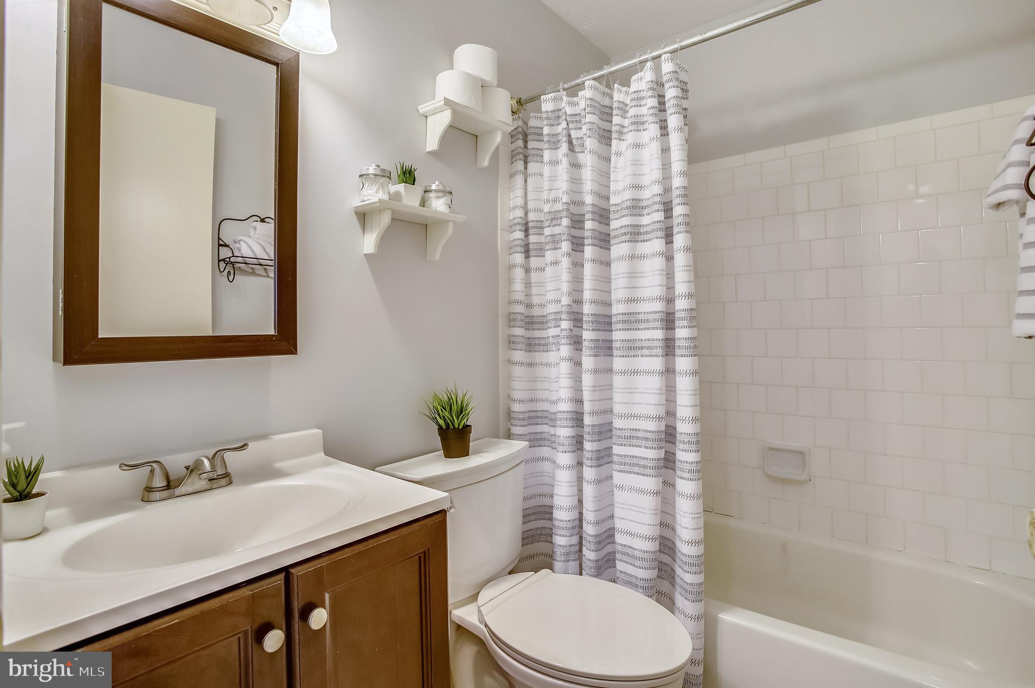 OAKHURST - Residential