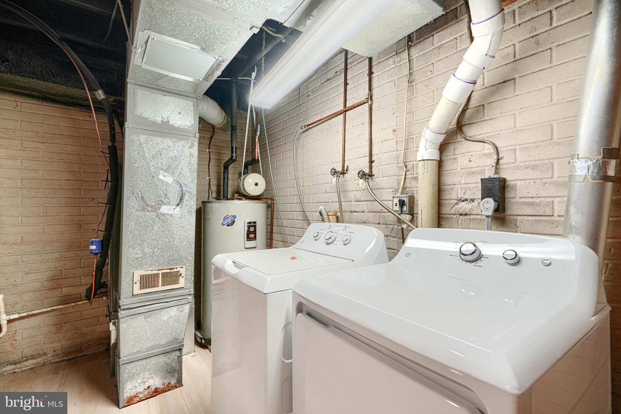 BROOKSHIRE - Residential