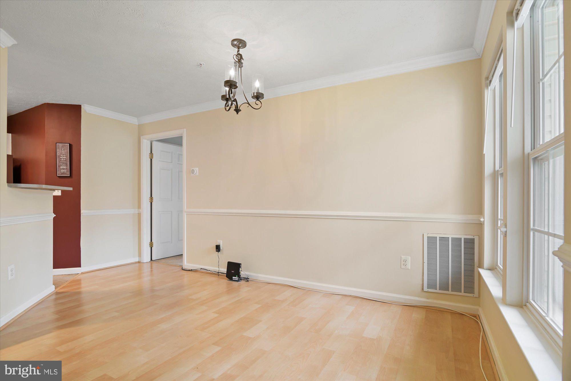 SILVER LAKE - Residential