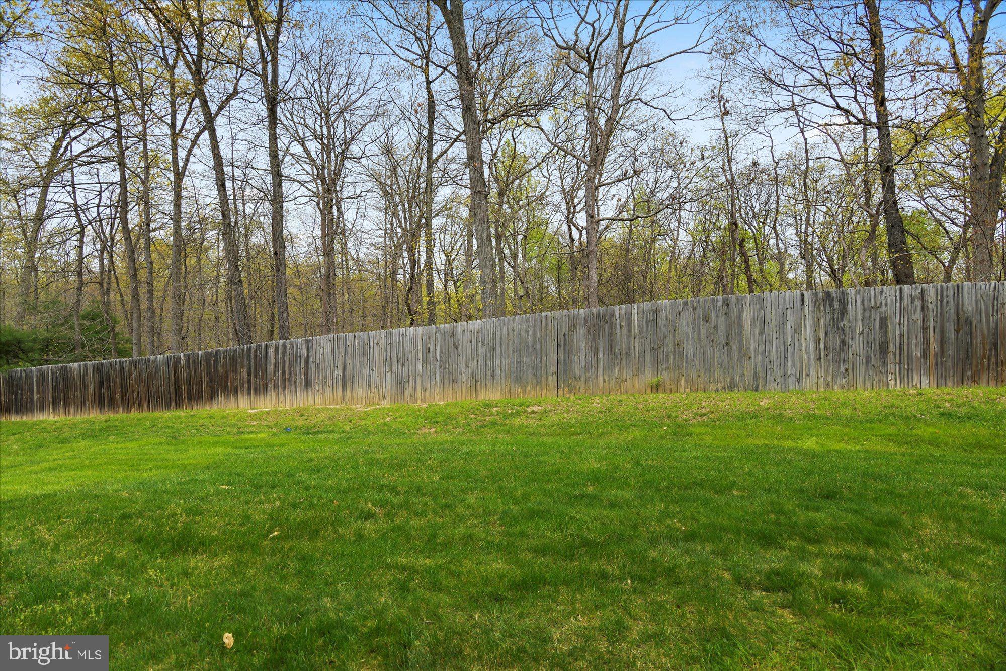 SILVER LAKE - Residential