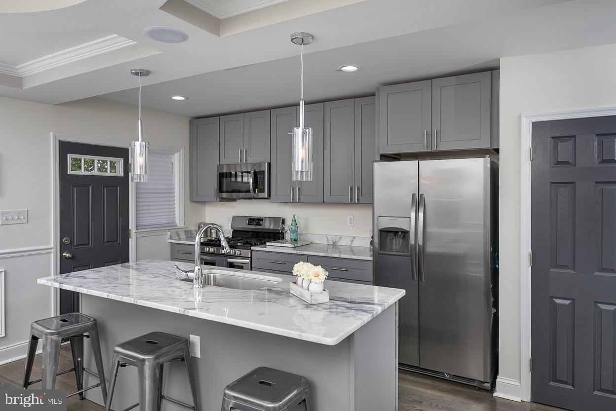 EDNOR GARDENS HISTORIC DISTRICT - Residential