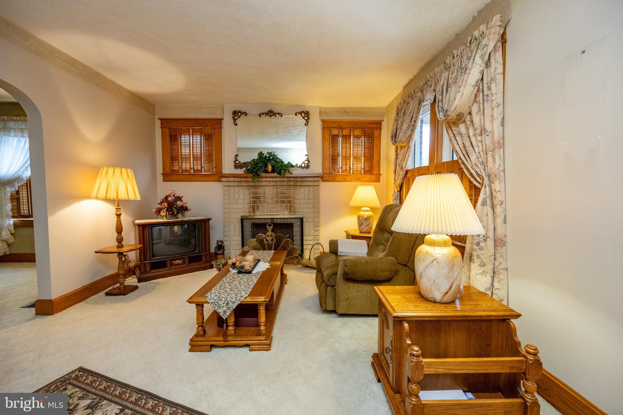 TOWN OF OAKLAND - Residential