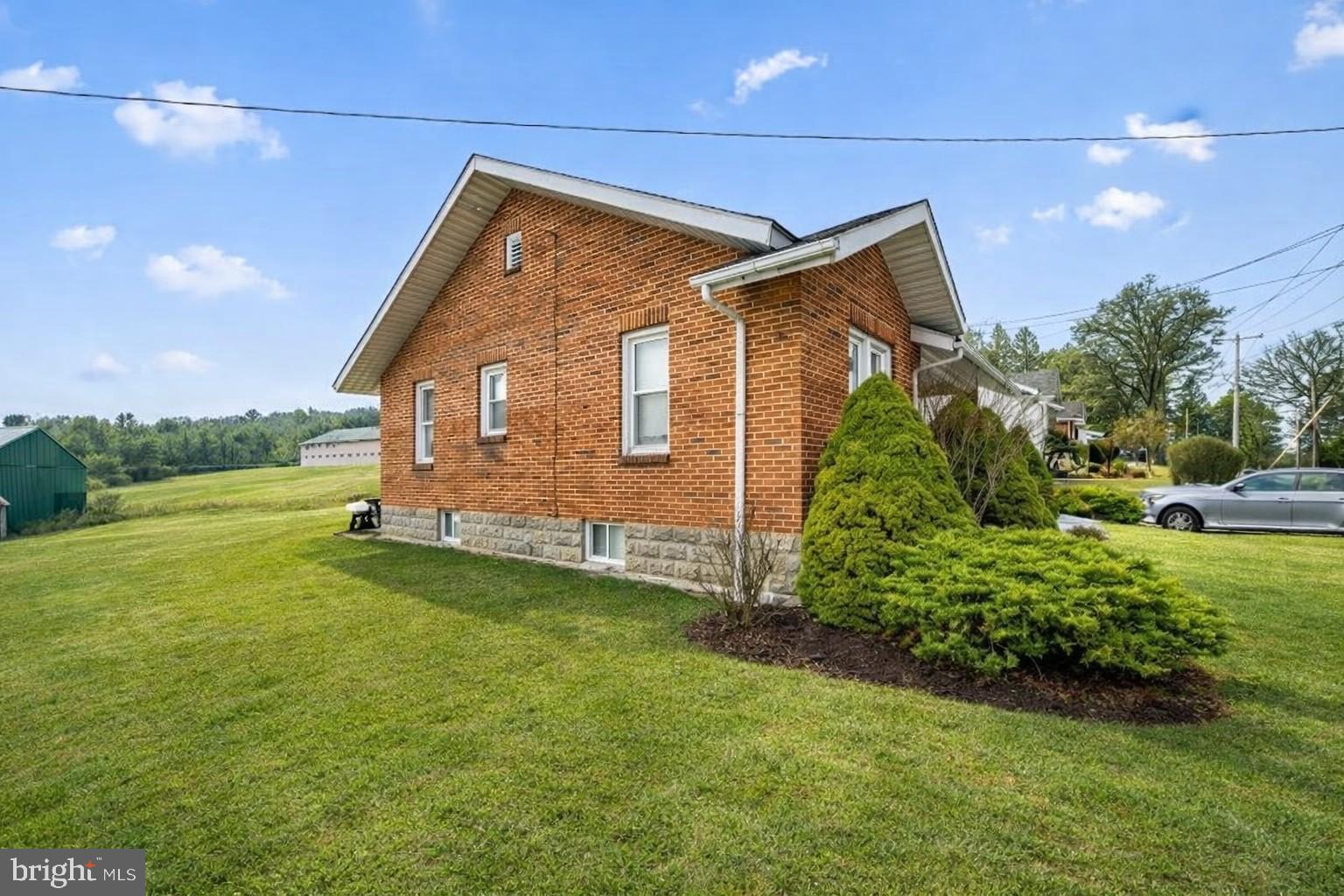 TOWN OF OAKLAND - Residential