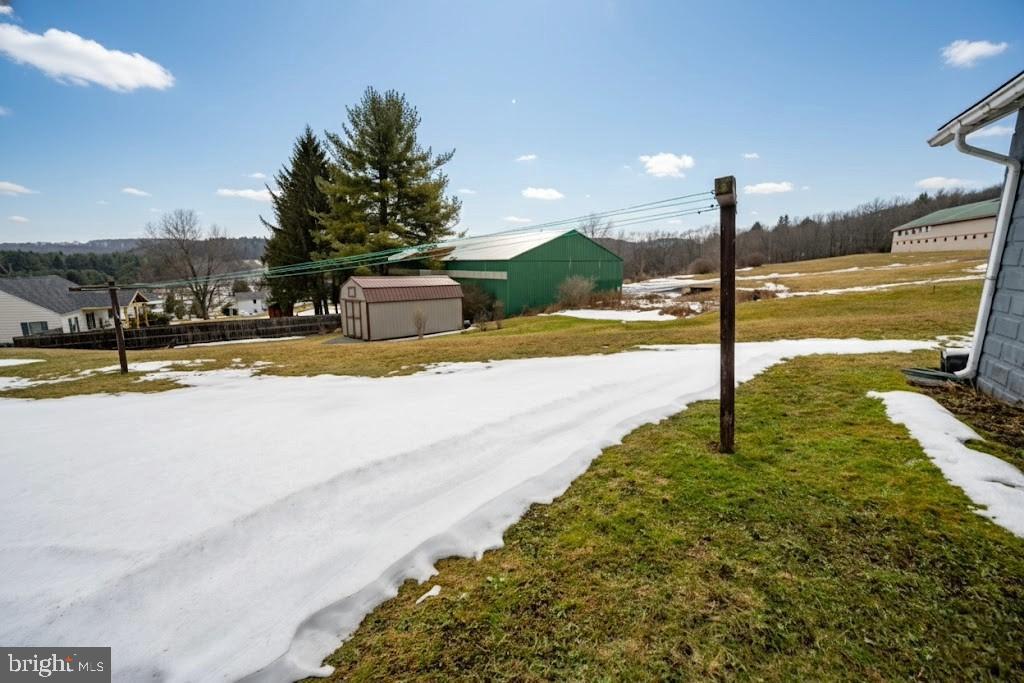 313 W LIBERTY STREET