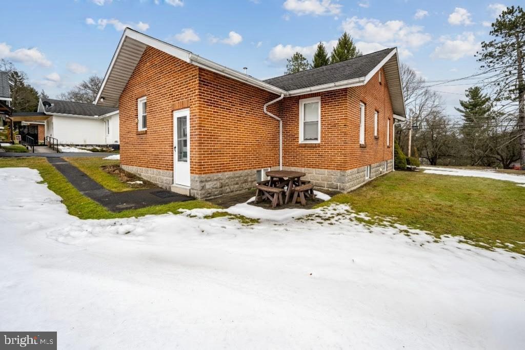 TOWN OF OAKLAND - Residential