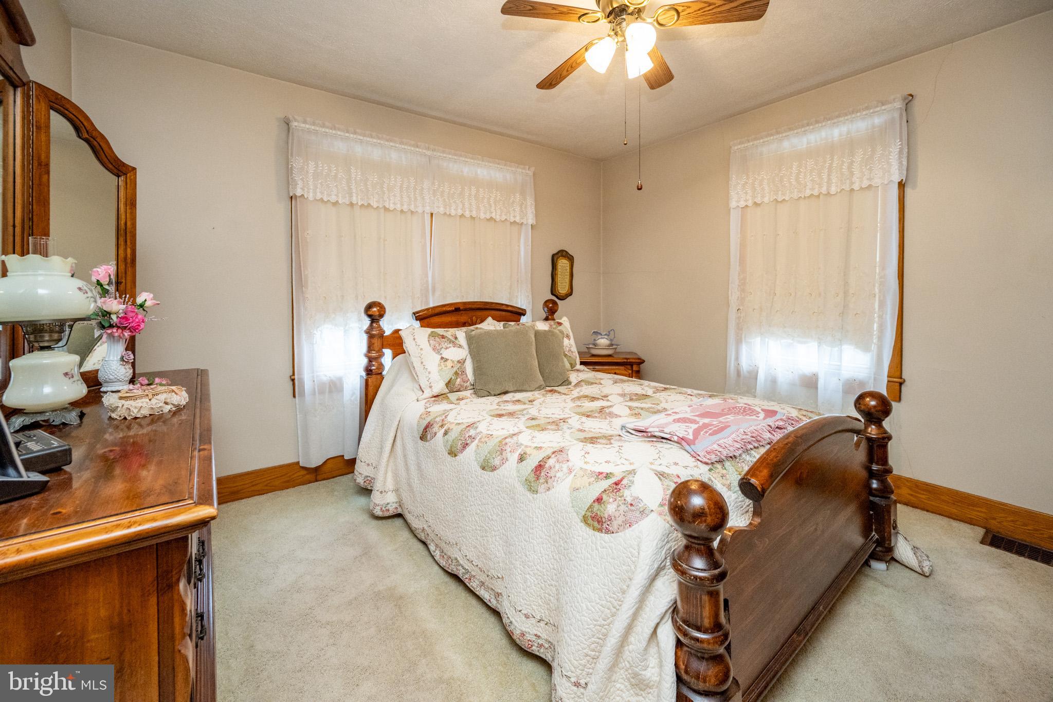 TOWN OF OAKLAND - Residential