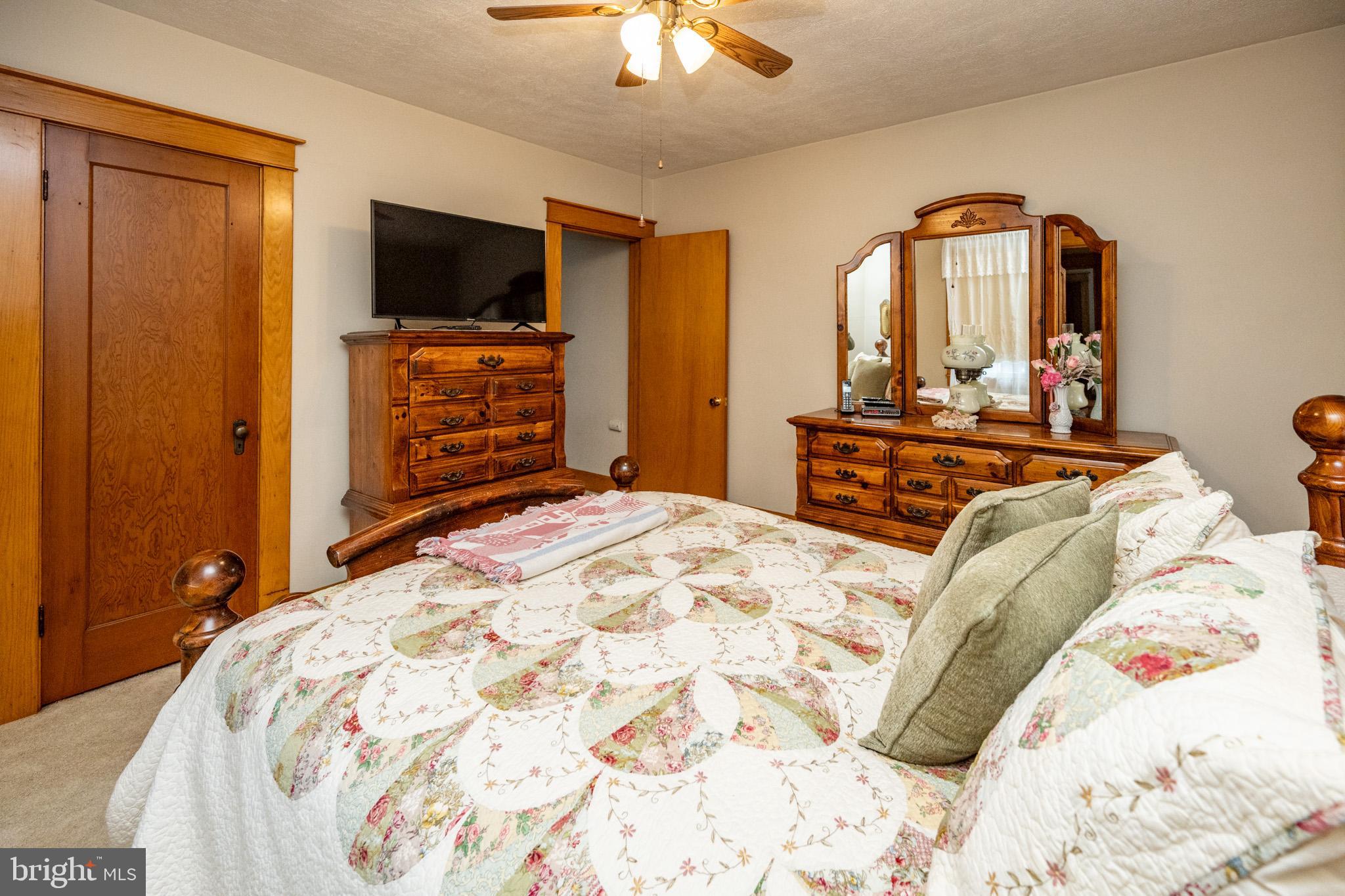 TOWN OF OAKLAND - Residential