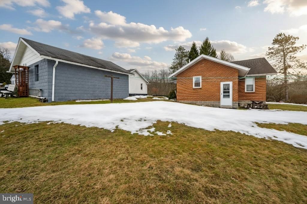 TOWN OF OAKLAND - Residential