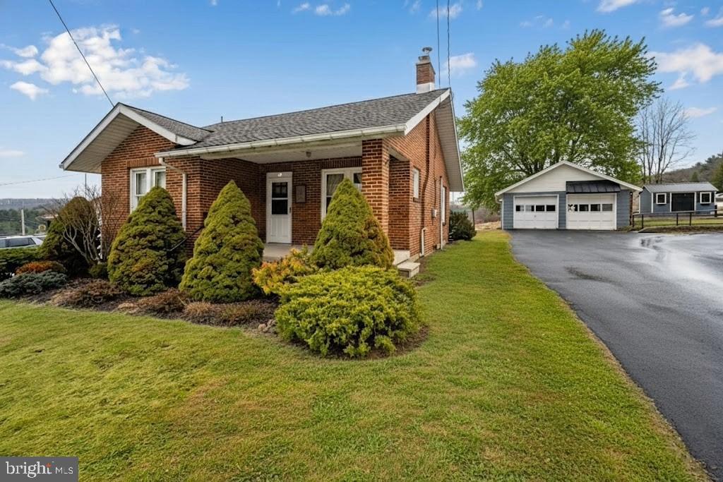 TOWN OF OAKLAND - Residential