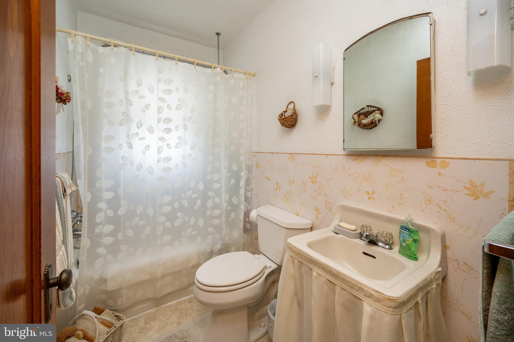 TOWN OF OAKLAND - Residential