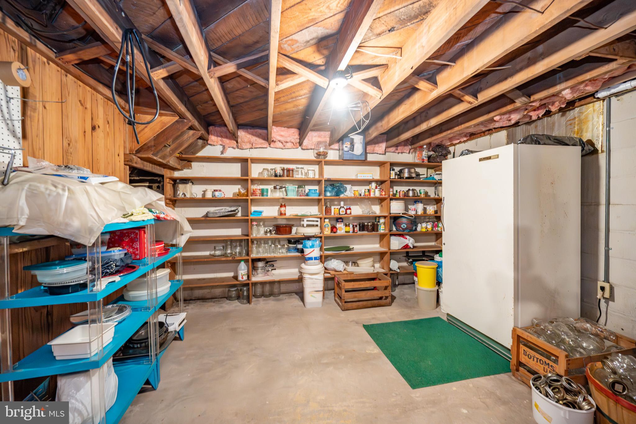 TOWN OF OAKLAND - Residential