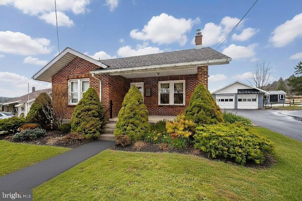 TOWN OF OAKLAND - Residential