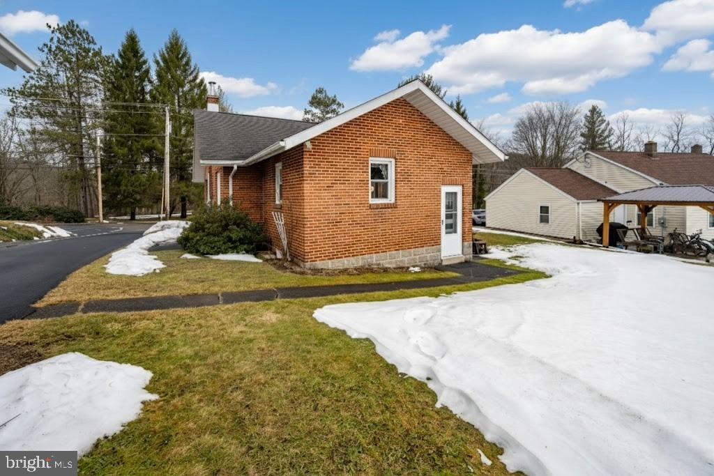 TOWN OF OAKLAND - Residential