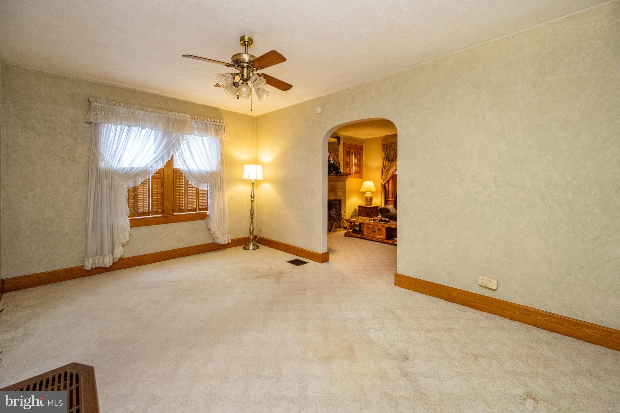 TOWN OF OAKLAND - Residential