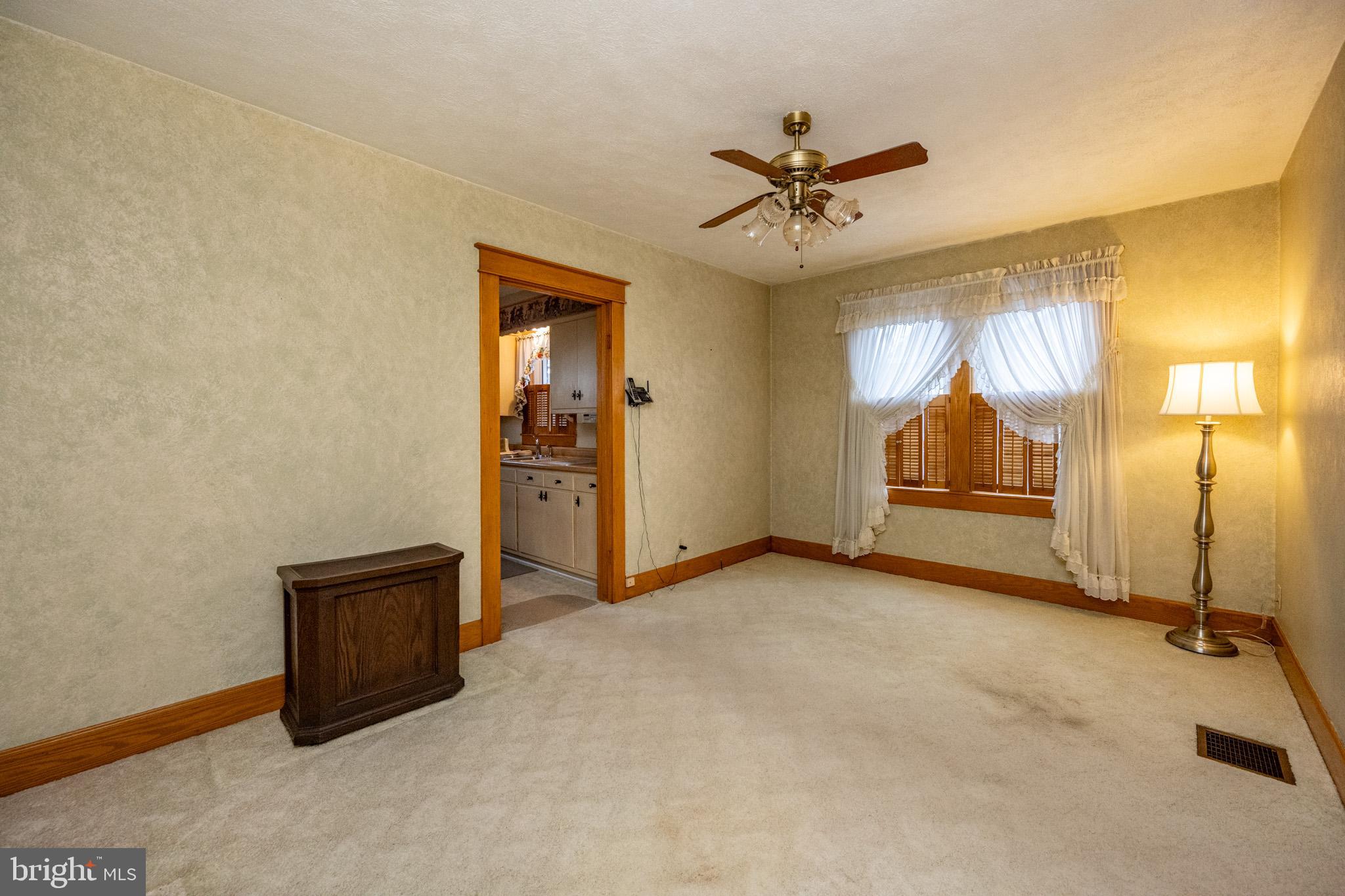 TOWN OF OAKLAND - Residential