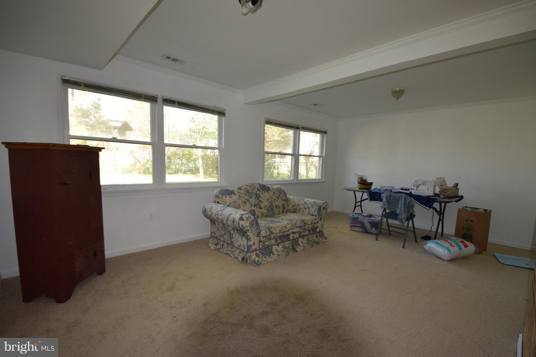 SPRINGFIELD MANOR - Residential