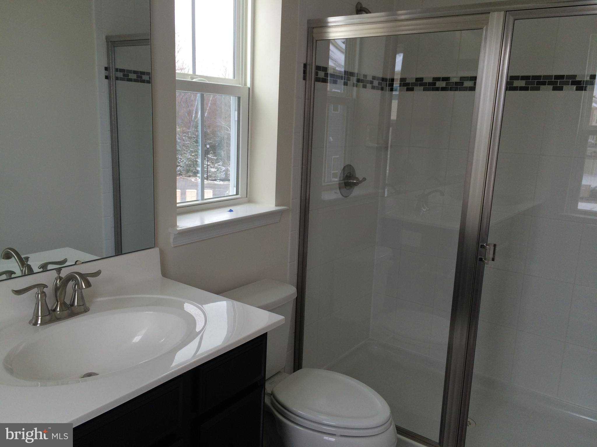 CREEKSIDE VILLAGE AT TANYARD SPRINGS - Residential Lease