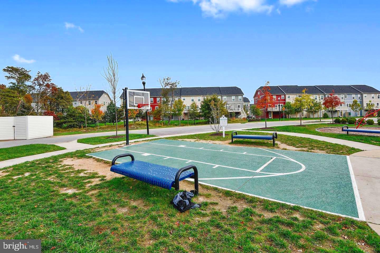 CREEKSIDE VILLAGE AT TANYARD SPRINGS - Residential Lease