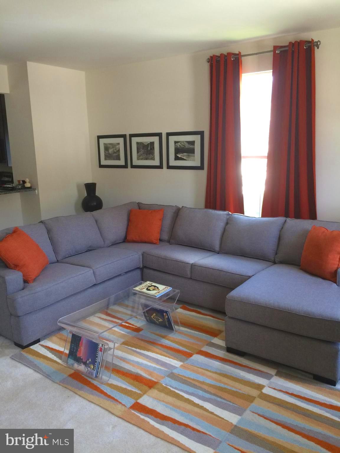 CREEKSIDE VILLAGE AT TANYARD SPRINGS - Residential Lease