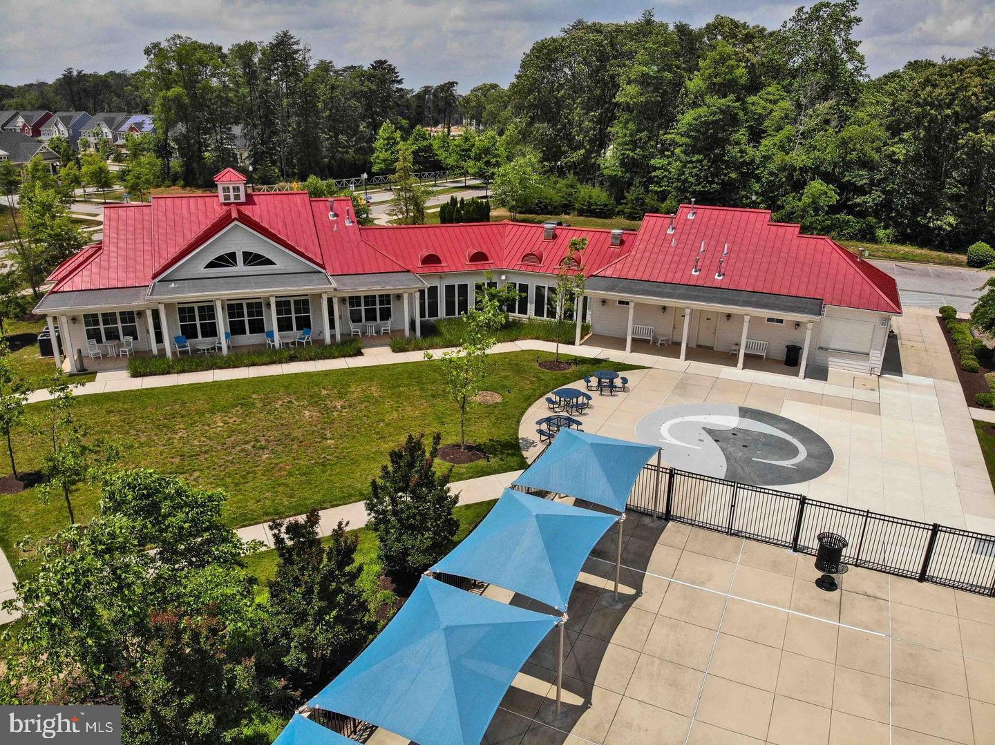 CREEKSIDE VILLAGE AT TANYARD SPRINGS - Residential Lease