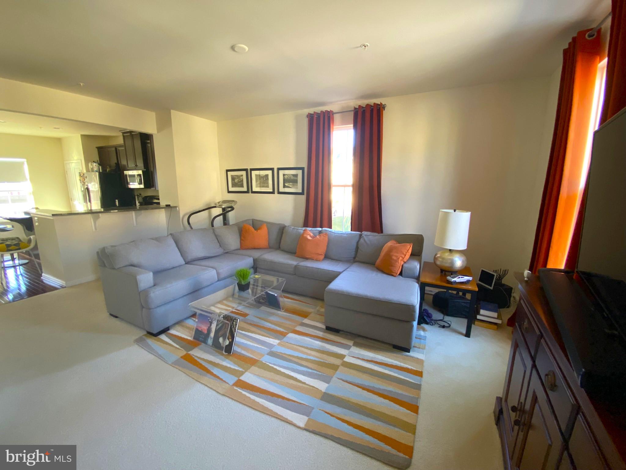 CREEKSIDE VILLAGE AT TANYARD SPRINGS - Residential Lease