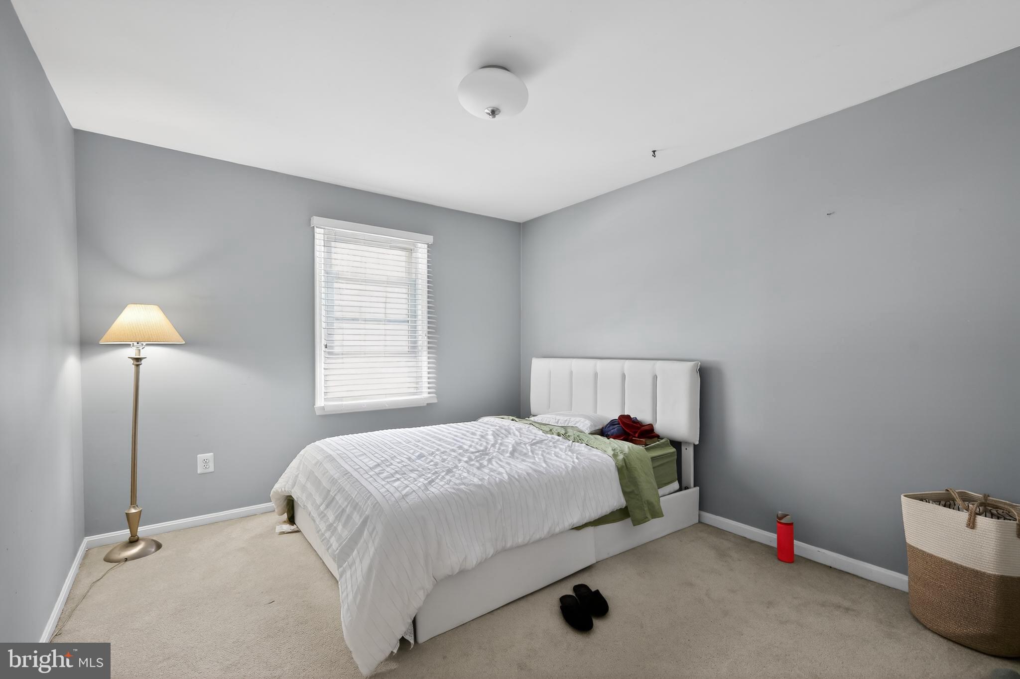 RUNNYMEADE - Residential