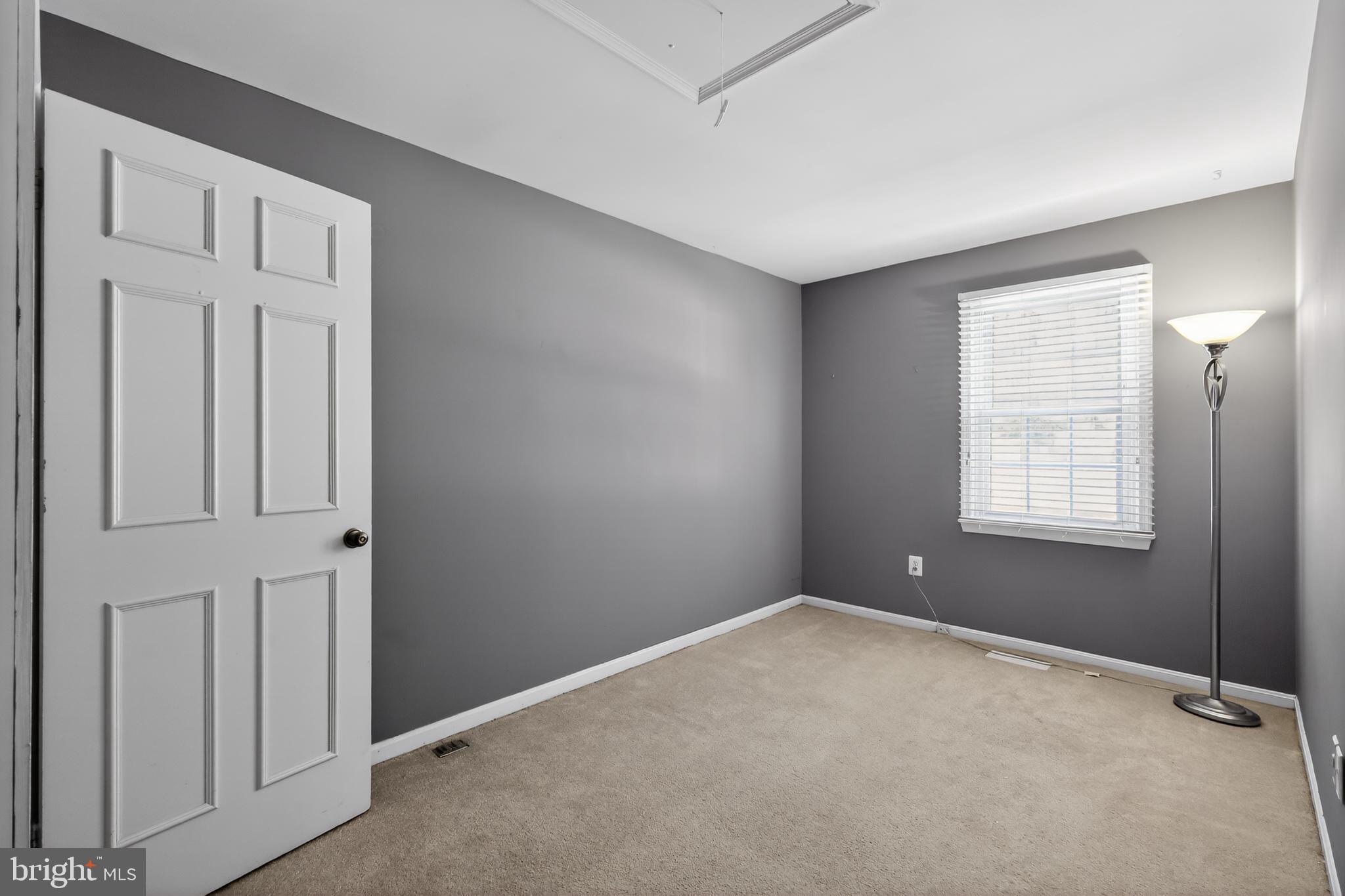 RUNNYMEADE - Residential