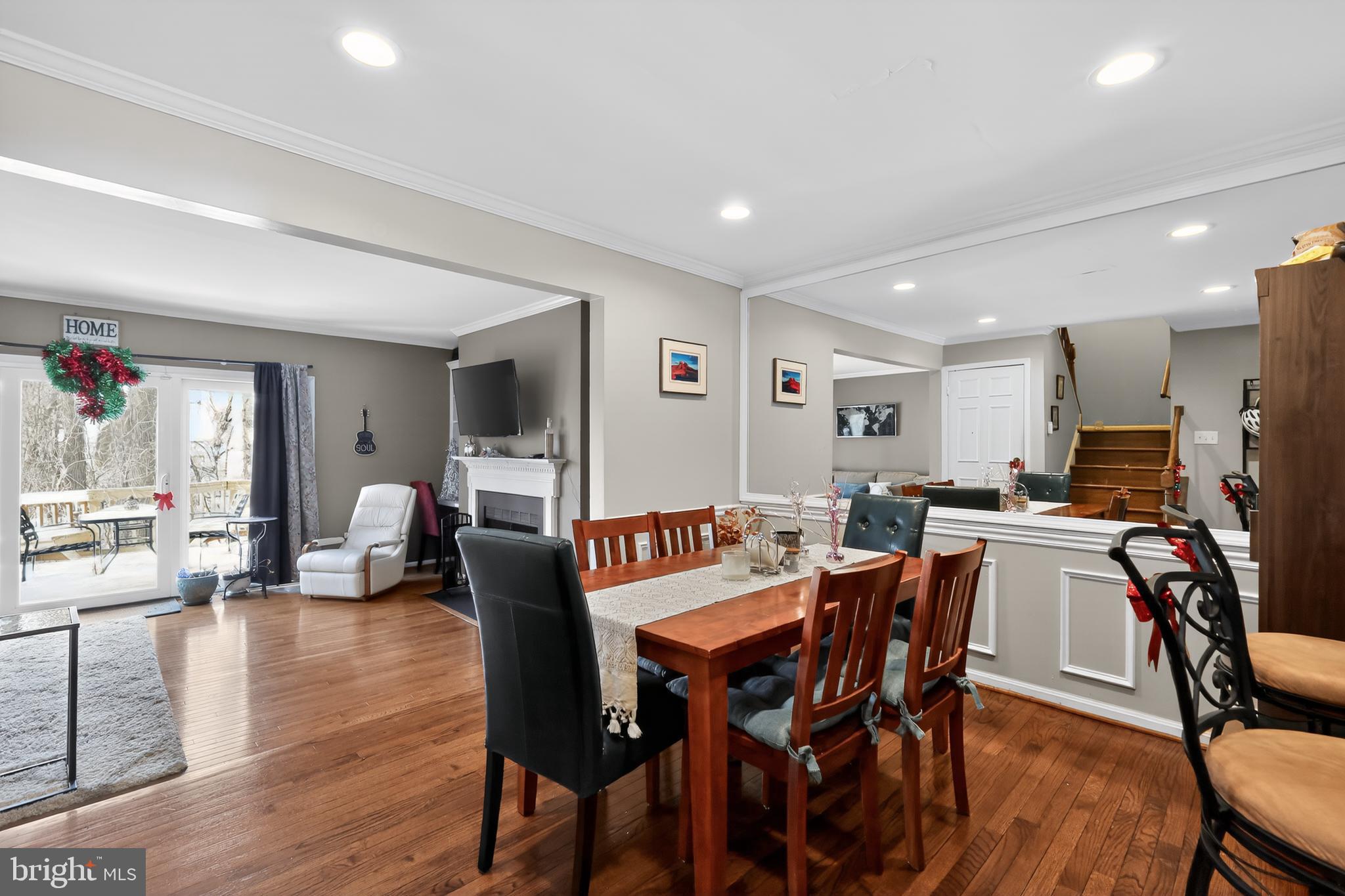 RUNNYMEADE - Residential