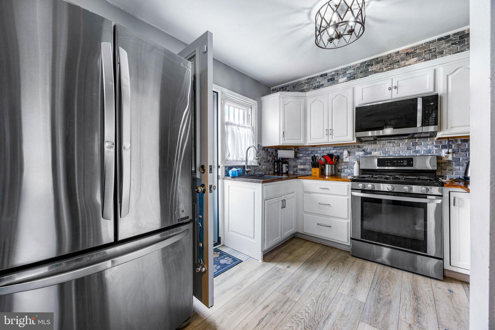 MILFORD GARDENS - Residential