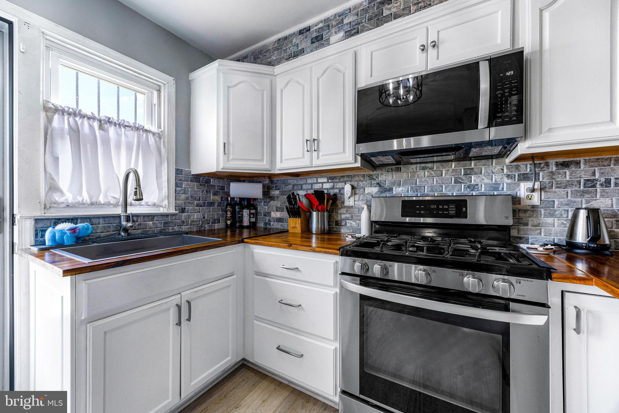 MILFORD GARDENS - Residential