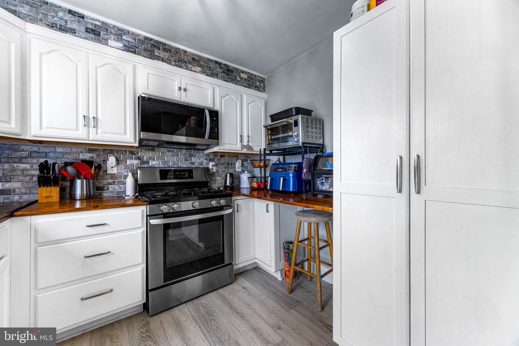 MILFORD GARDENS - Residential