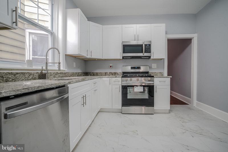 BRIDESBURG - Residential