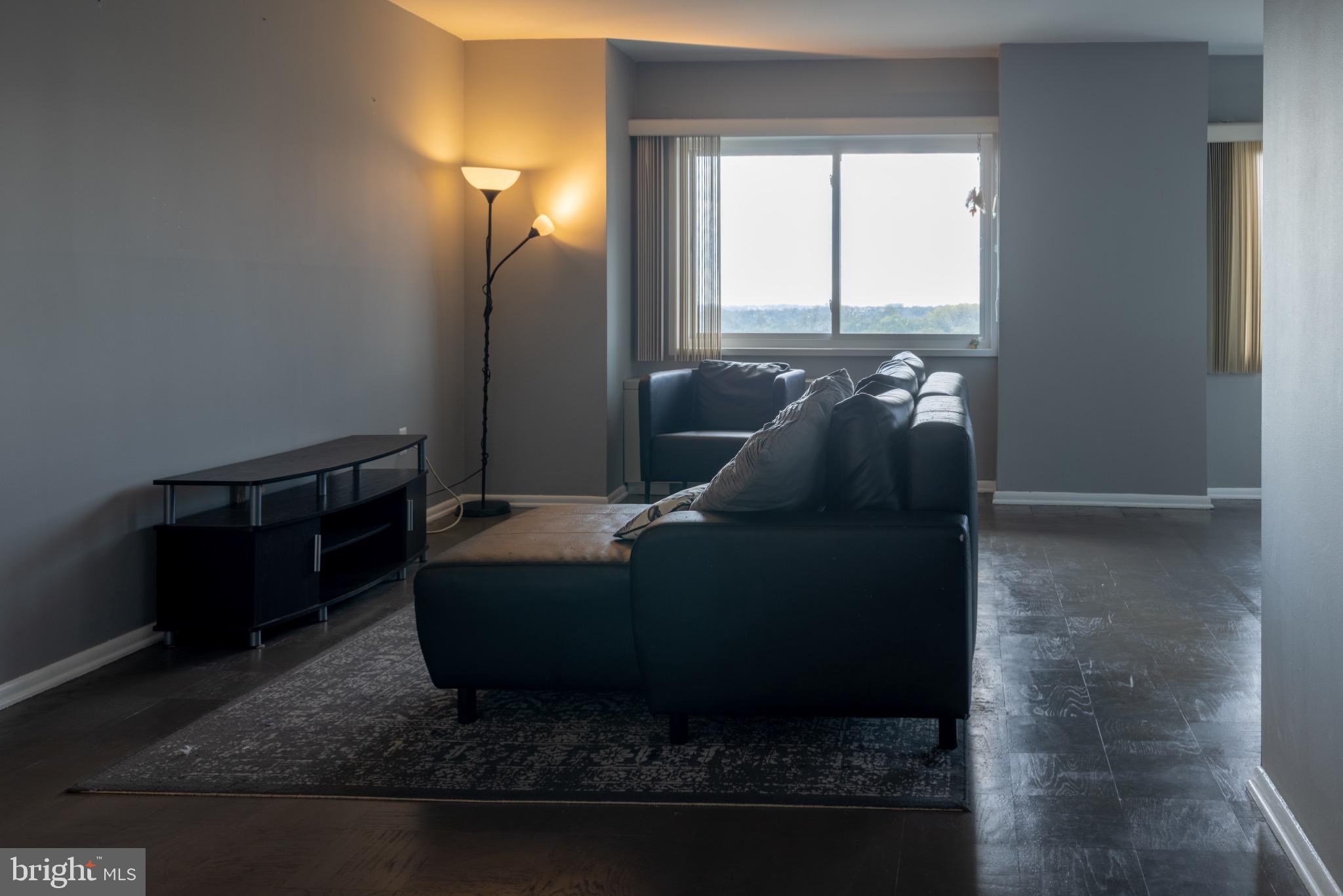 UNIVERSITY TOWERS CODM - Residential Lease