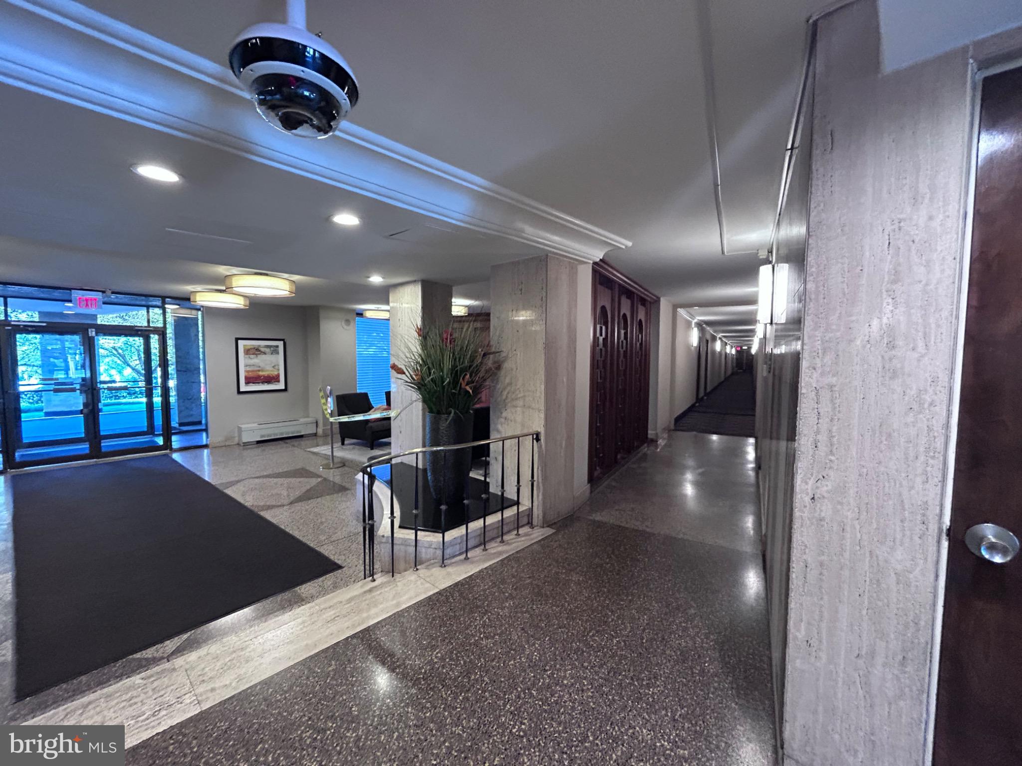 UNIVERSITY TOWERS CODM - Residential Lease