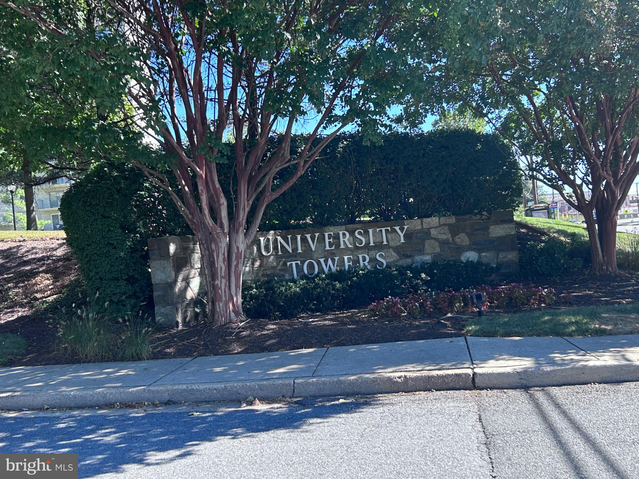 UNIVERSITY TOWERS CODM - Residential Lease