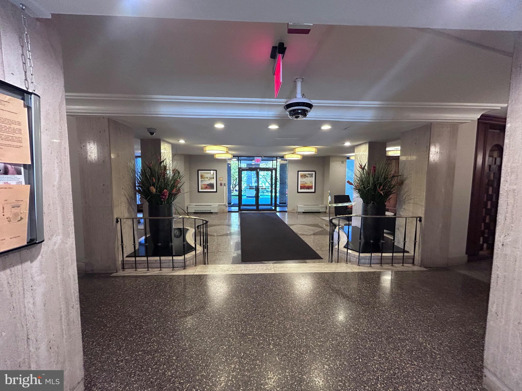 UNIVERSITY TOWERS CODM - Residential Lease