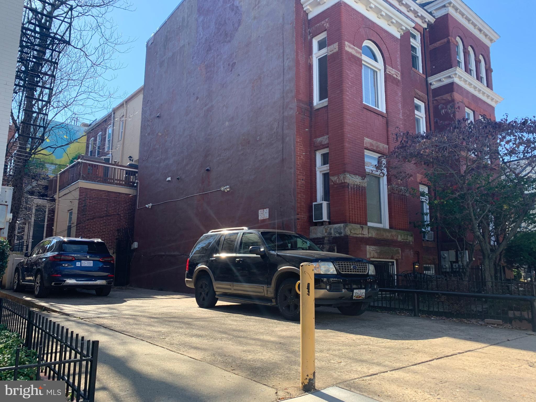 DUPONT CIRCLE - Residential Income