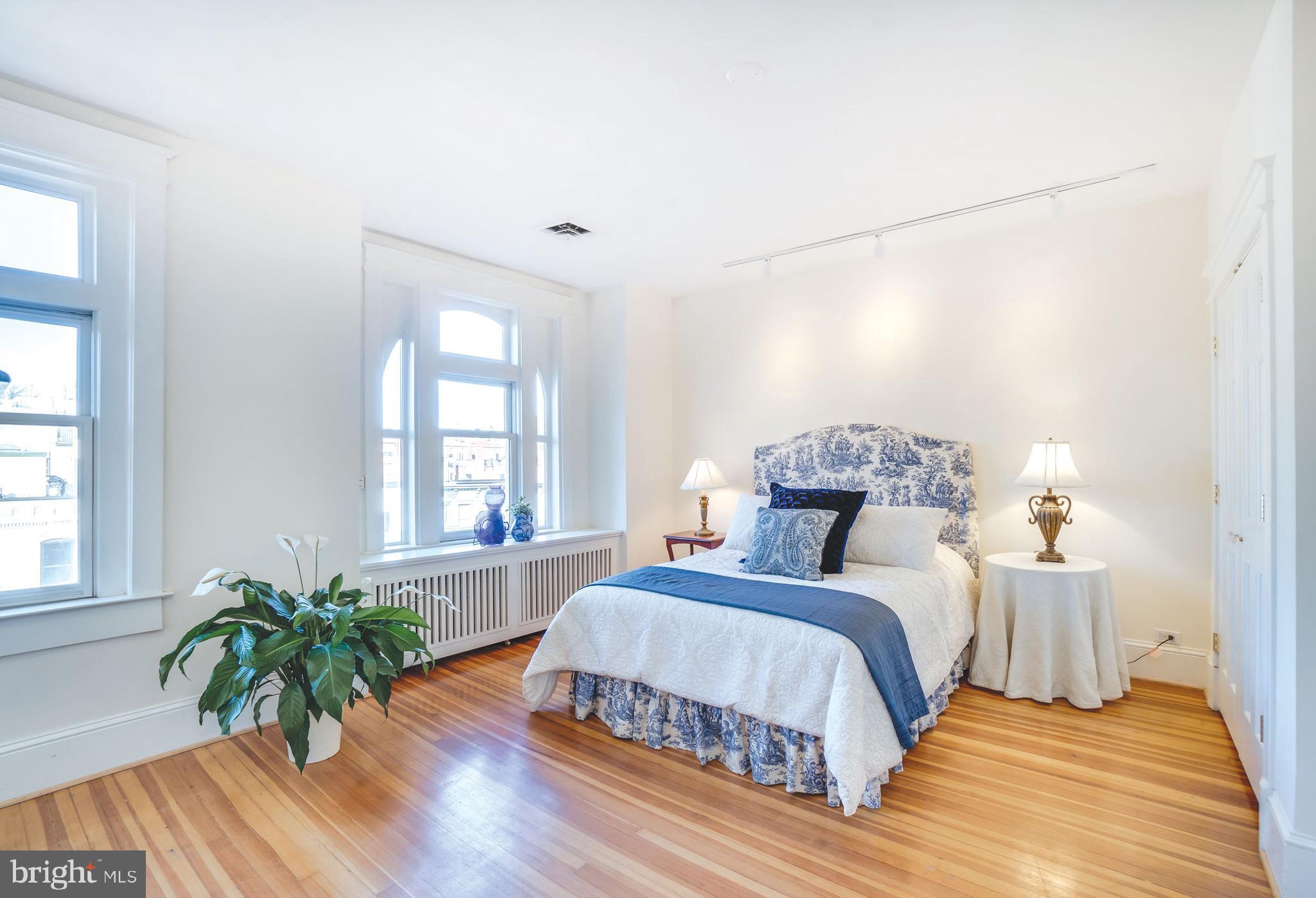 DUPONT CIRCLE - Residential Income