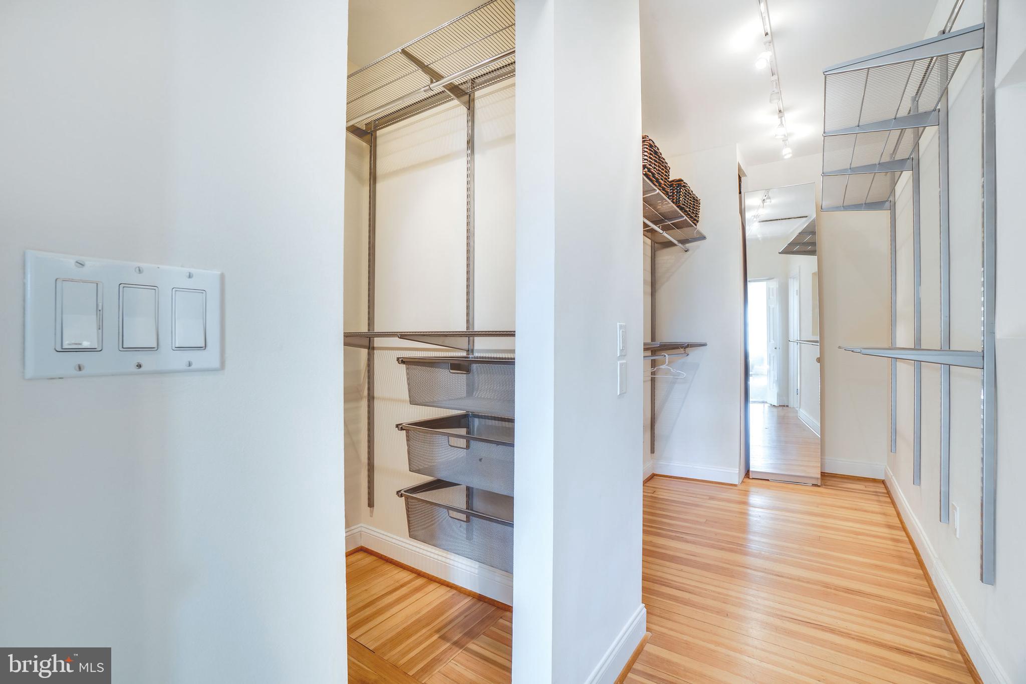 DUPONT CIRCLE - Residential Income