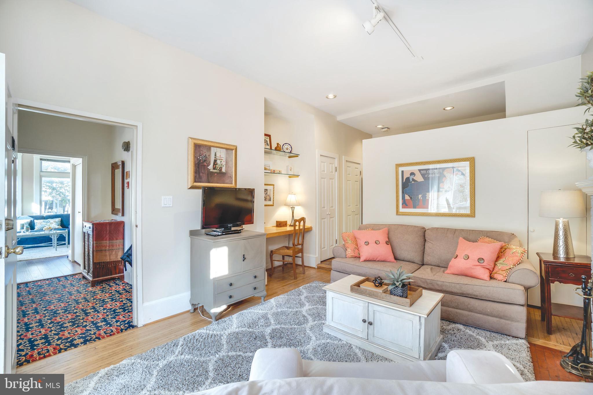 DUPONT CIRCLE - Residential Income