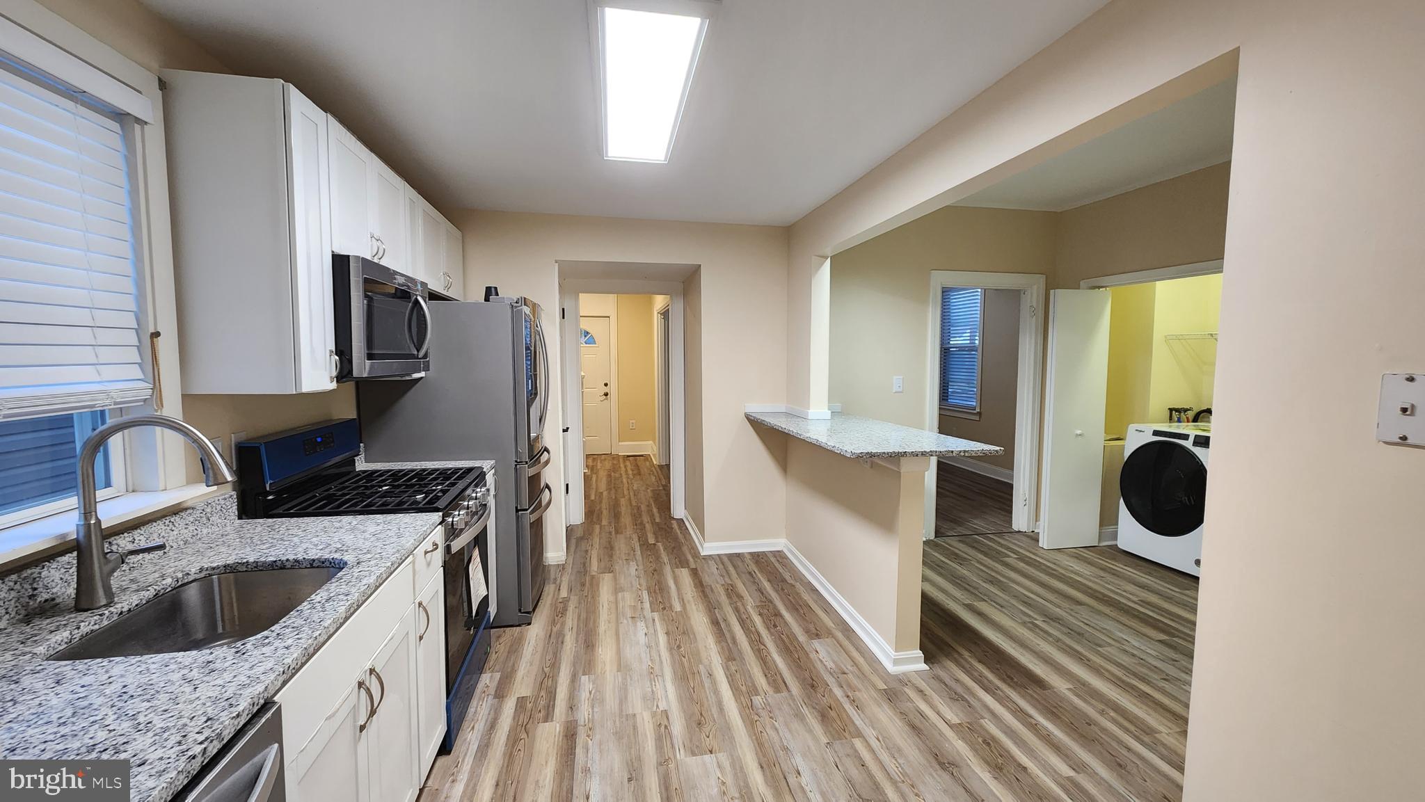 NEW KINGSTOWN - Residential