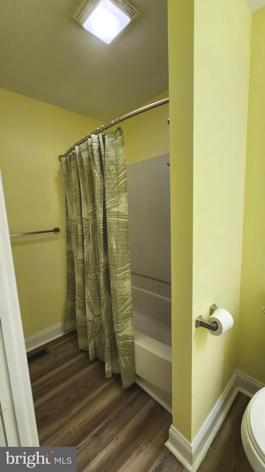 NEW KINGSTOWN - Residential