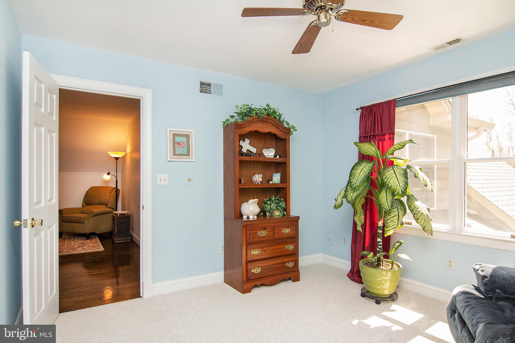 EAGLEVIEW ESTATES - Residential