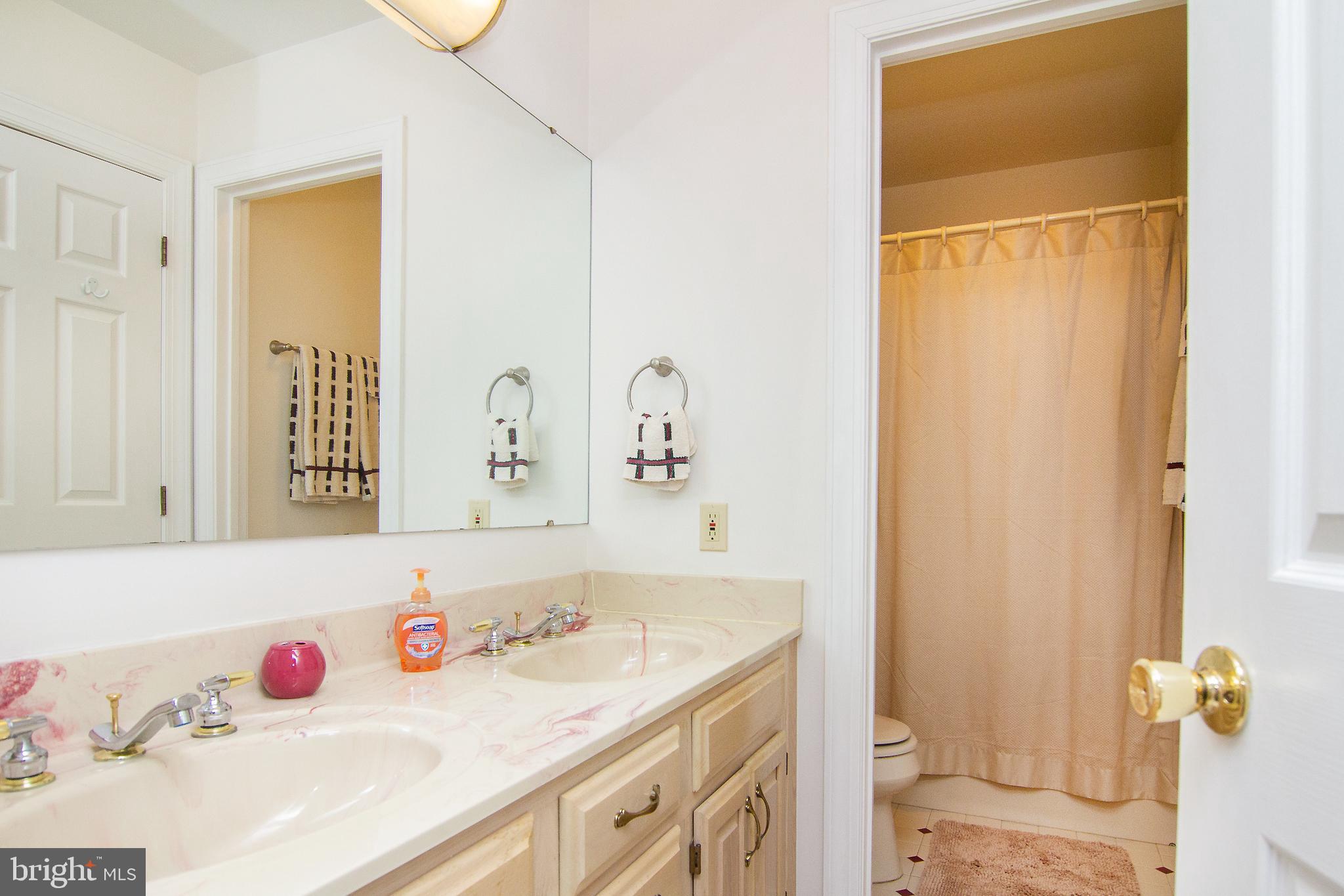 EAGLEVIEW ESTATES - Residential